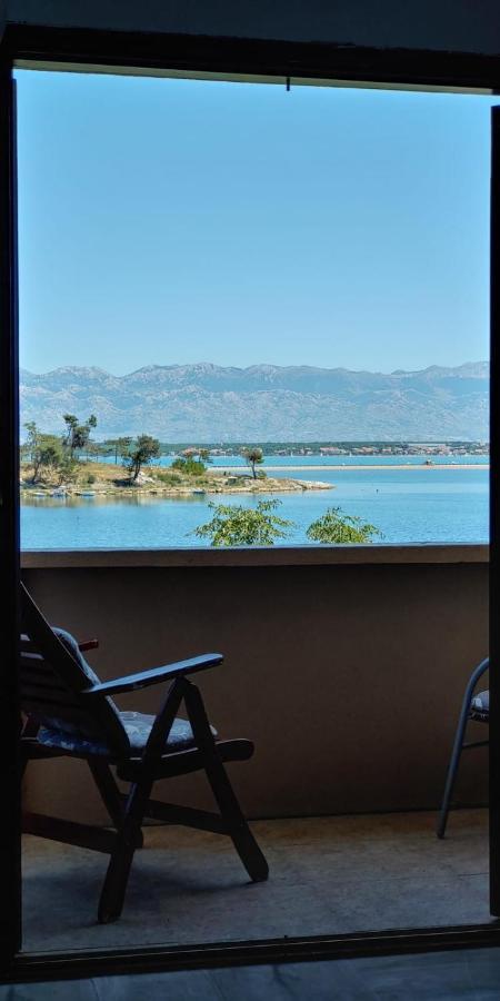 Seaview Holiday Apartments, Ventura Nin Eksteriør bilde
