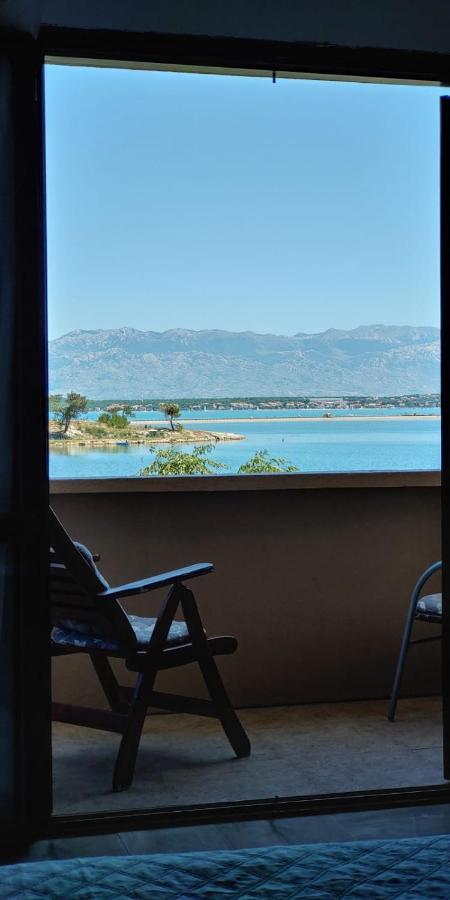 Seaview Holiday Apartments, Ventura Nin Eksteriør bilde