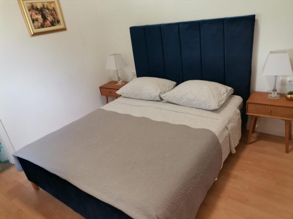 Seaview Holiday Apartments, Ventura Nin Eksteriør bilde