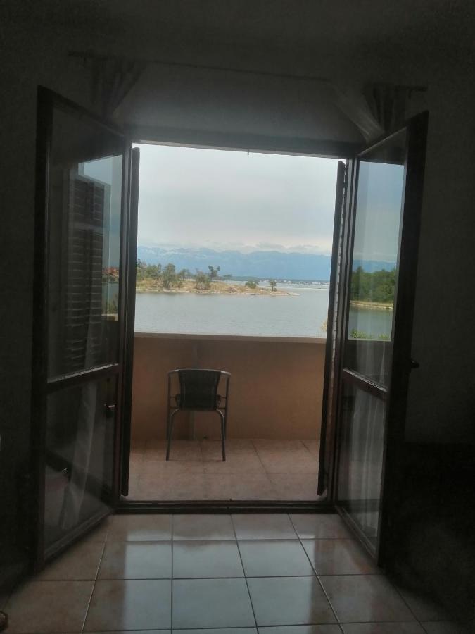 Seaview Holiday Apartments, Ventura Nin Eksteriør bilde