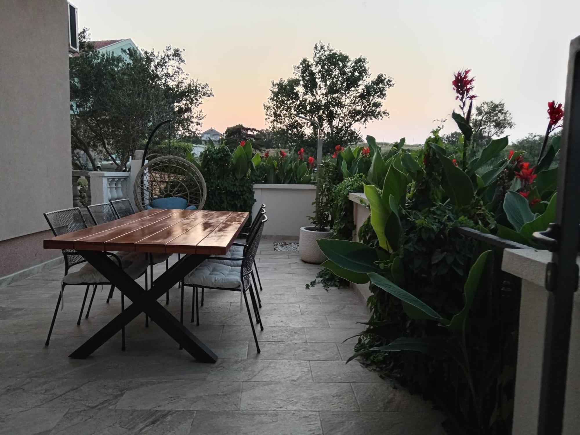 Seaview Holiday Apartments, Ventura Nin Eksteriør bilde