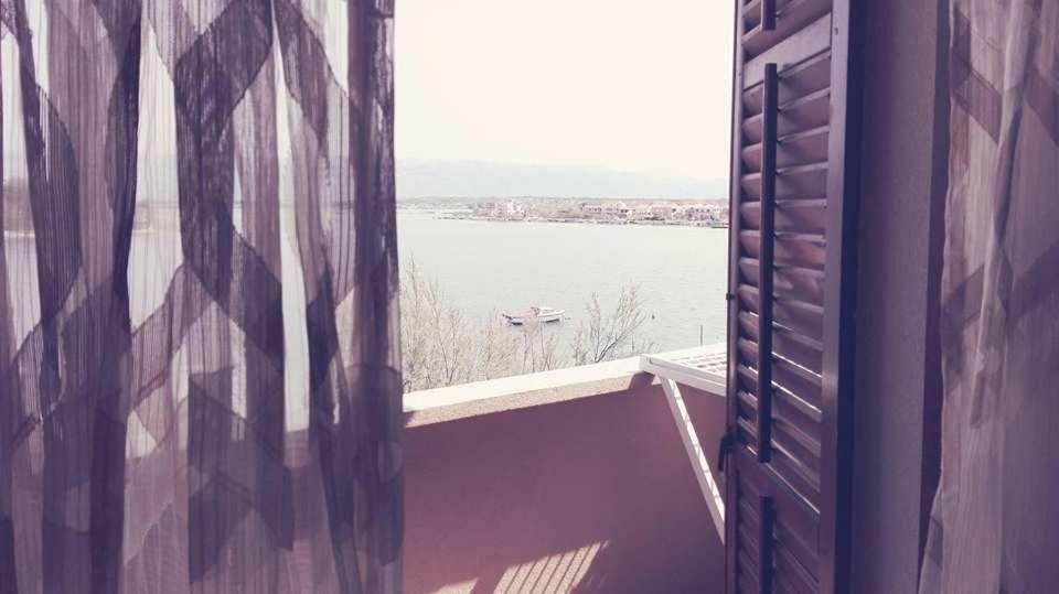 Seaview Holiday Apartments, Ventura Nin Eksteriør bilde