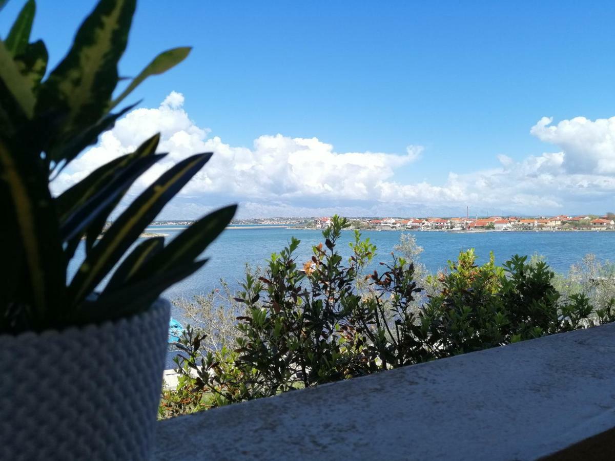 Seaview Holiday Apartments, Ventura Nin Eksteriør bilde
